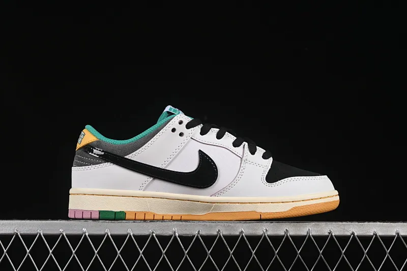 All Categories Nk SB Dunk Series Nk SB Dunk Low Low-top sneakers CSEF x Nike SB Dunk Low Education Foundation co-branded low-top casual sneakers HJ4132-100
